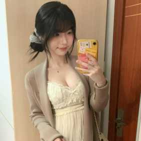 白云清纯反差学生妹可外出 - 琳琳